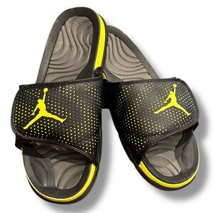 Nike Air Jordan Slides Size 11 Black Yellow Jumpman EU 45